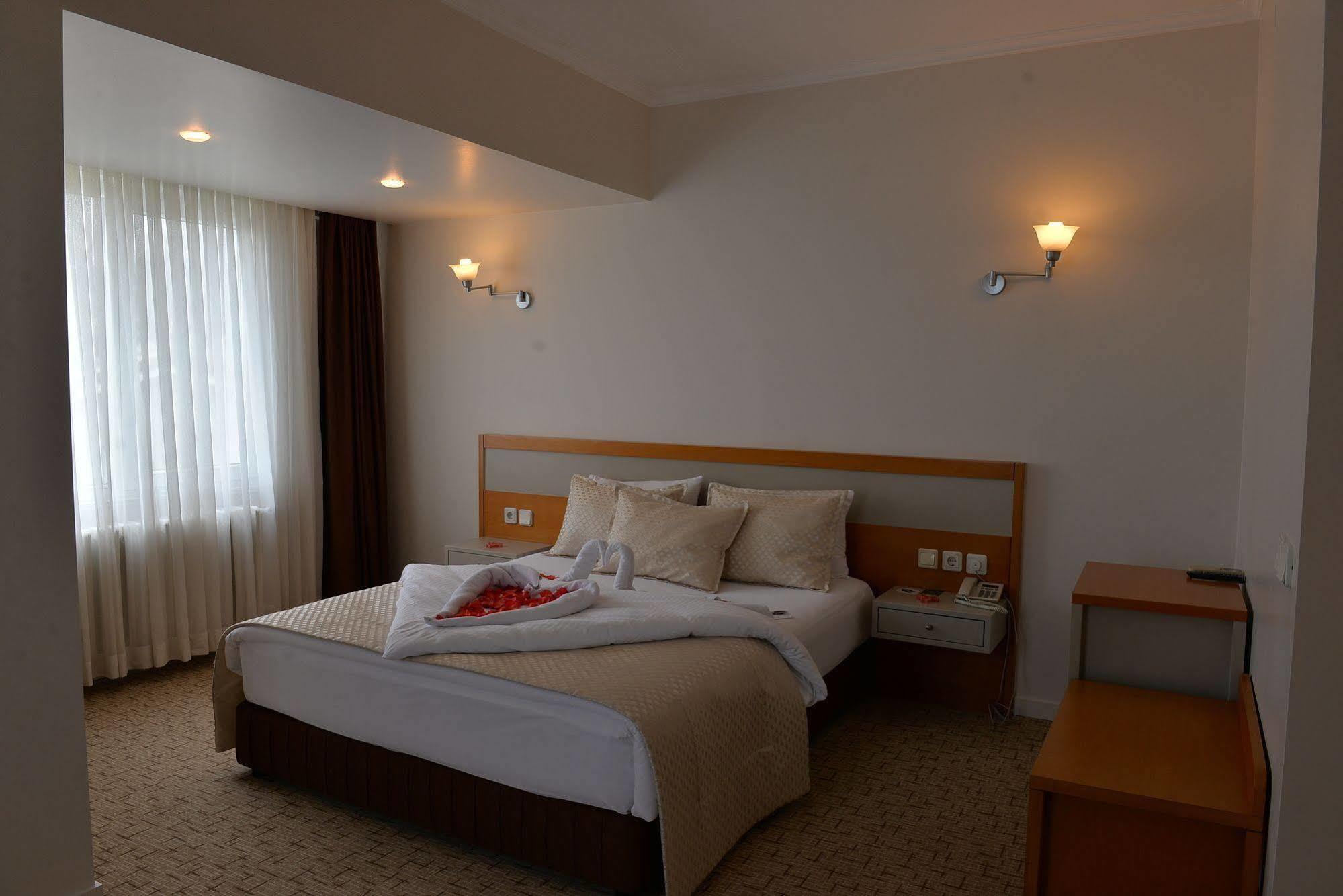 Baliktasi Hotel AltınAltınordu Exterior foto